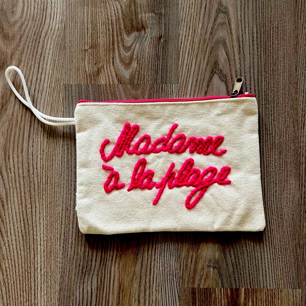 Madame à la plage Canvas Pouch